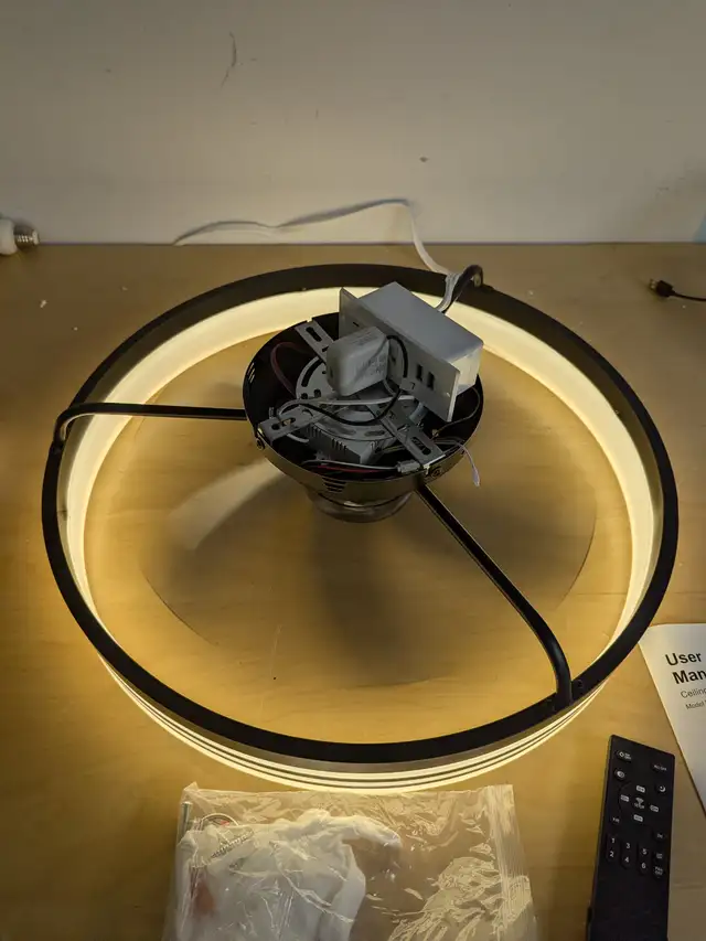 Modern Flush Mount Ceiling Fan with Light & Remote – 19.7" Low P in Indoor Lighting & Fans in Mississauga / Peel Region - Image 4