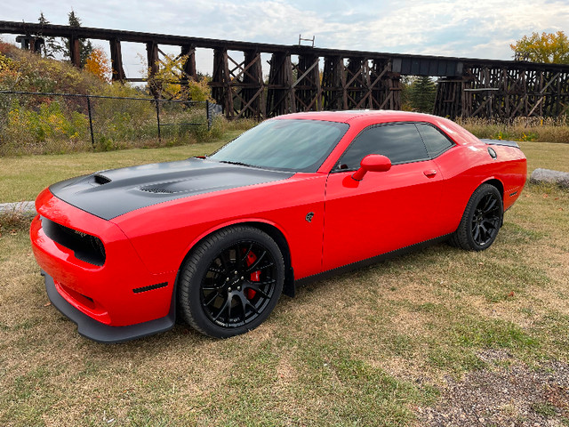 2016 Dodge Challenger Hellcat SRT in Cars & Trucks in Edmonton