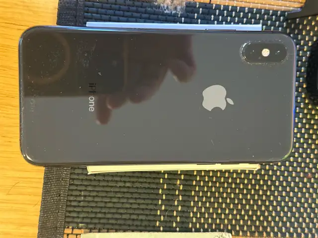 iPhone Xs 256gb in Cell Phones in Sudbury - Image 3