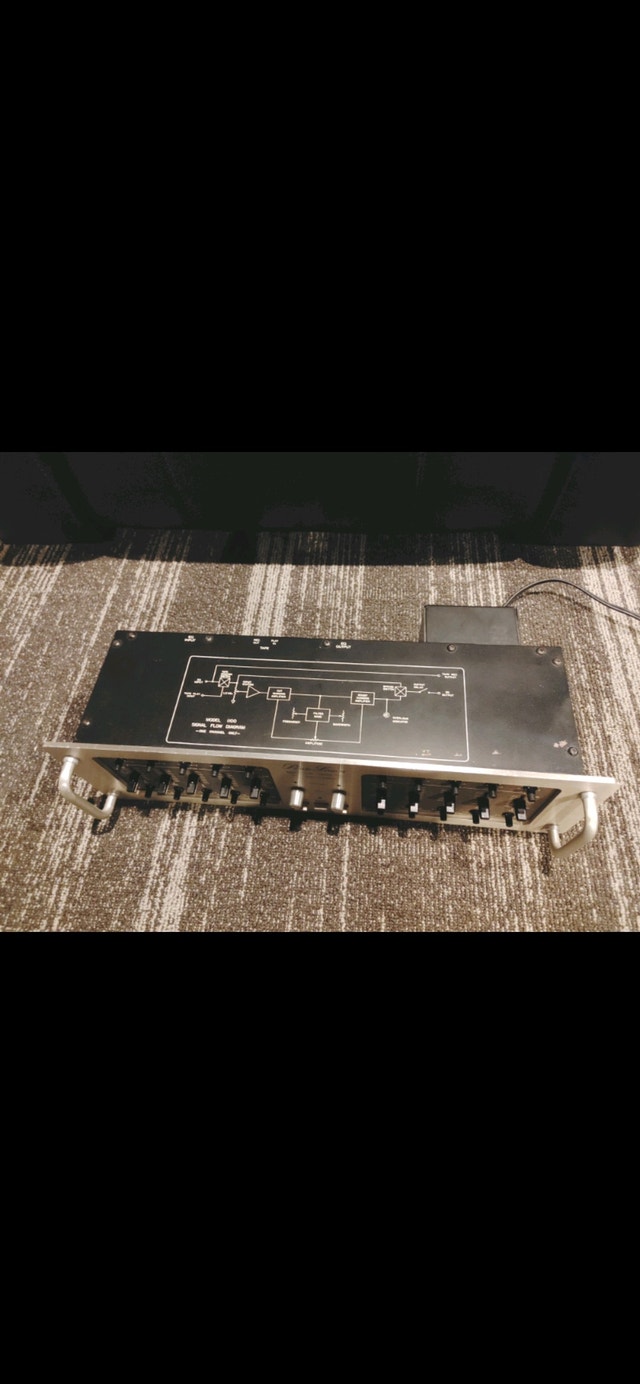 Phase Linear Parametric Equalizer Stereo Systems & Home Theatre Brantford Kijiji