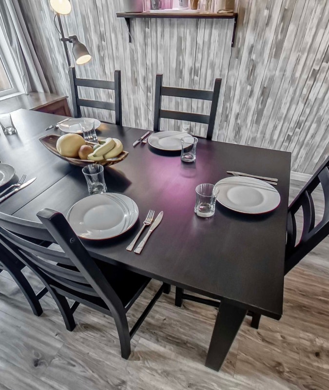 IKEA Huge solid wood table with 2 extender leaves and 8 chairs Dining