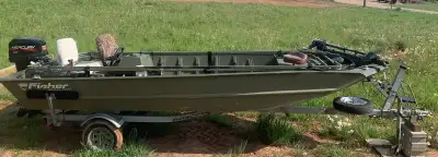 ***Located in Charlottetown, PEI*** 2000 Fisher 1648 Side Console all-welded boat with 25 HP 2-strok...