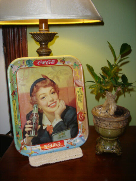 Cabaret Coca-Cola et thermomètre 7 Up , cruche St-John à Fleur dans Art et objets de collection  à Shawinigan - Image 3