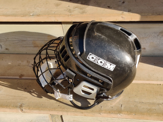 CCM junior helmet and cage in Hockey in Ottawa
