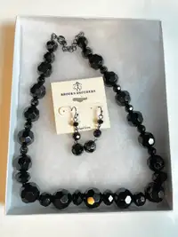 Brooks Brothers Black Glass Necklace and Earrings Set