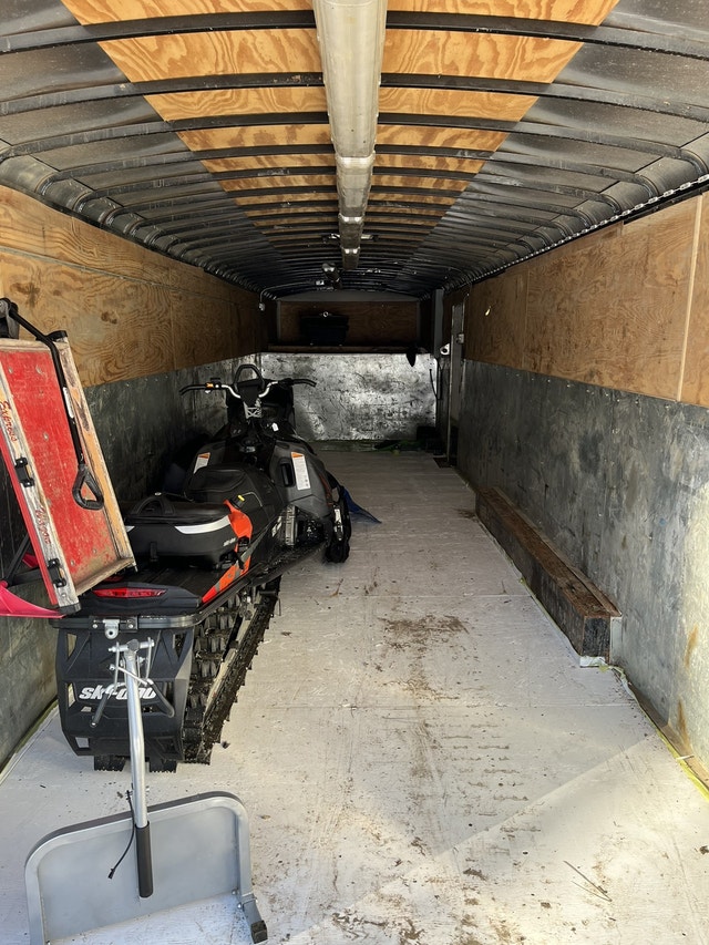 2008 38’ enclosed gooseneck. Cargo & Utility Trailers Edmonton Kijiji