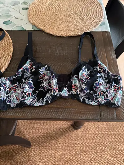 New Savage X Fenty bras for sale, View more