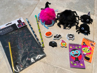NEUFS *** Halloween items pour enfants / Kids Halloween items