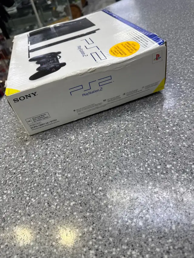 PS2 Slim System In Box Black in Older Generation in Oshawa / Durham Region - Image 9