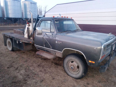 1990 dodge Cummins 4x4