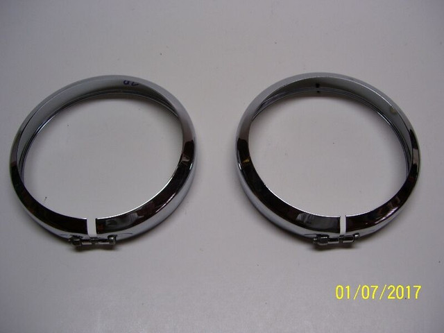 Harley Passing Lamp Trim Rings New Take Off's (OEM 68725-62A) in Motorcycle Parts & Accessories in Owen Sound