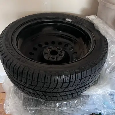 MICHELIN X-ICE X3 winter snow/ice tires are all balanced and mounted on Lexus SC430 rims. Size: 245/...
