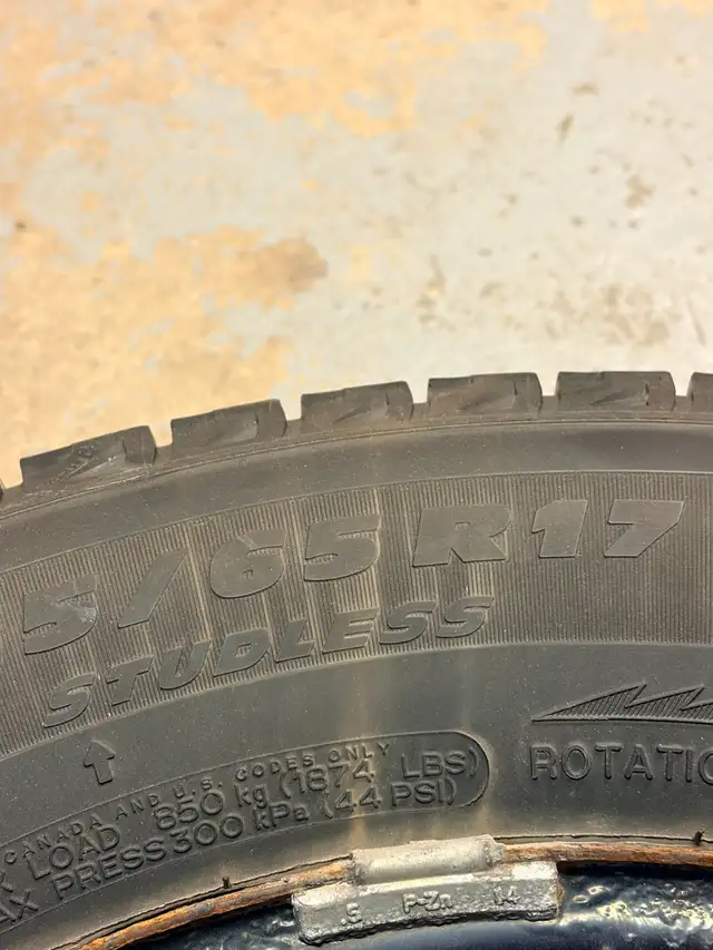 4 Steel Rims - old Michelin tires X-ice 225/65R17 - Honda C in Tires & Rims in City of Toronto - Image 7