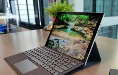 surface pro 7 i7, View more