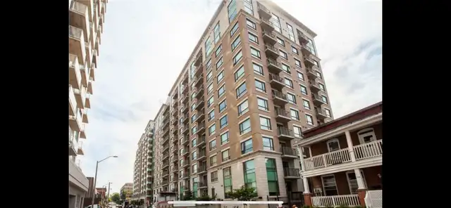 1 BEDROOM + DEN  CONDO