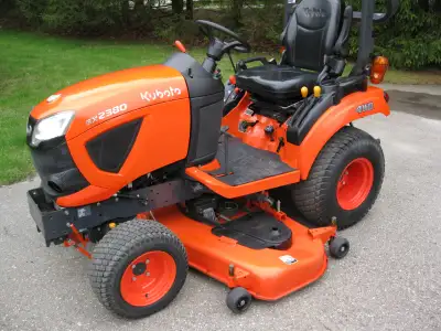 For sale 2018,650 hrs, 60'' inch mower .In good condition, call 519-264-2635.