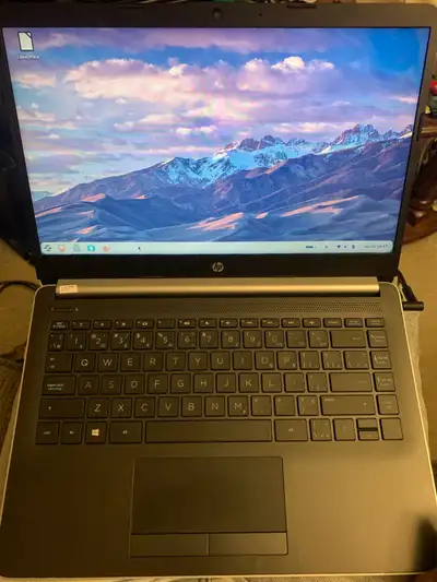 14” HP-14 dk0010ca Notebook Laptop 8GB ram, 60GB SSD + 125GB SD storage A4-9125 2C&2T CPU @ 2.3 GHz...