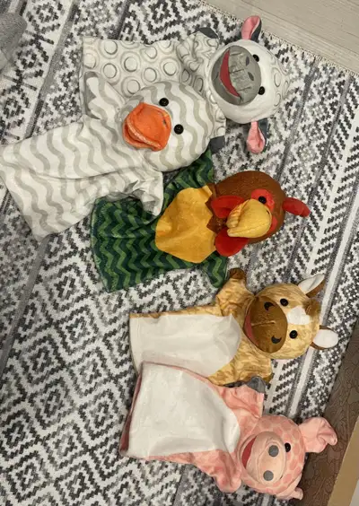 Farm animal puppets