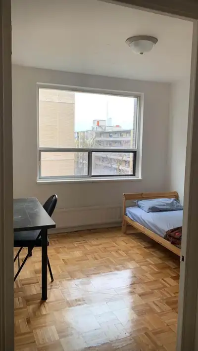 Private room for Rent