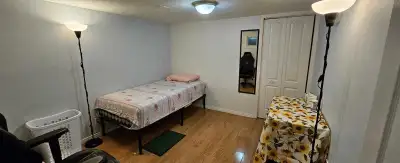 Room available for couples or a single person