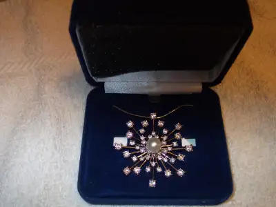 Camrose & Kross crystal snowflake with pearl pendant. 17 inch chain.
