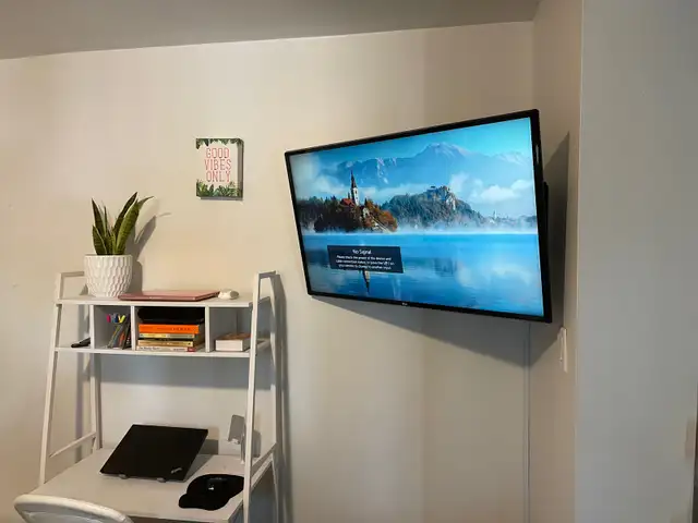 EXPERTS WALL MOUNTING SERVICES --- 647 700 7415 --- TORONTO GTA62863245267586121