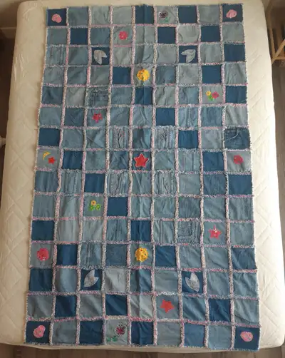 Reversible Jean Quilt (single/twin) - $40, View more