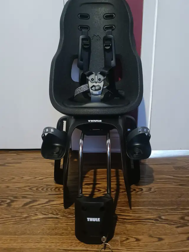Bike seat for sale in Kids in London - Image 2