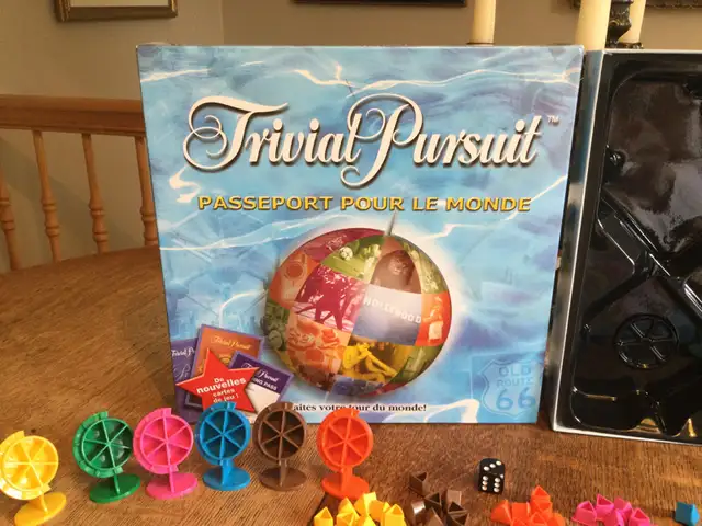 Trivial 80\90\passeport-Disney-Genus -Millenum- Misez -Kids in Toys & Games in Laval / North Shore - Image 11