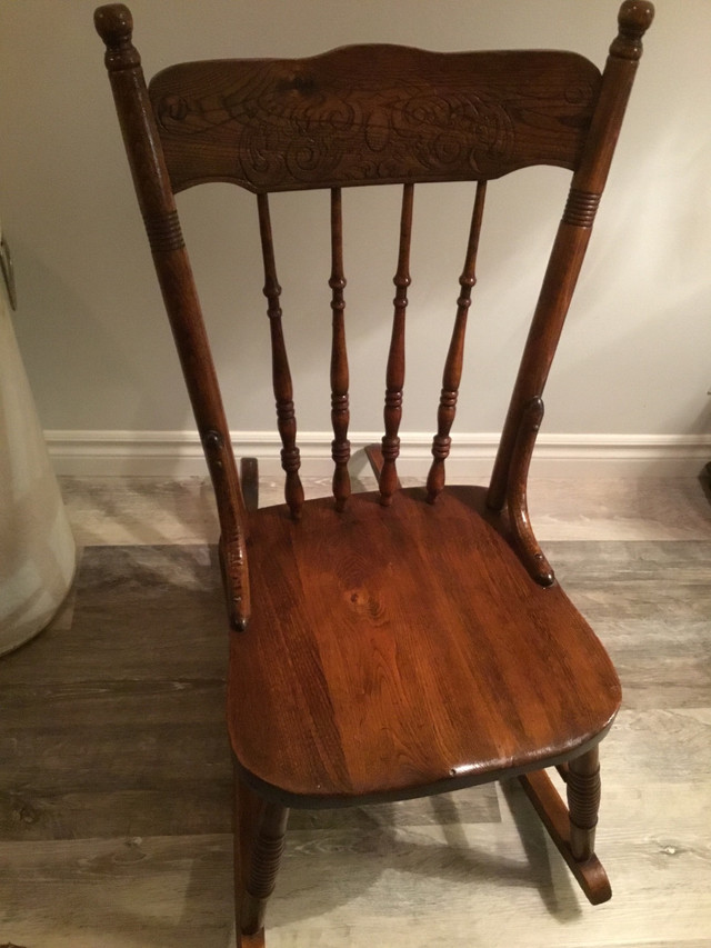Vintage/antique rocking chair in Chairs & Recliners in Norfolk County