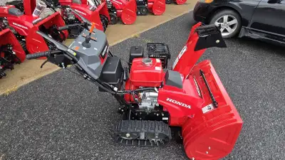 Souffleuse HSS1332 CTD -400$, View more