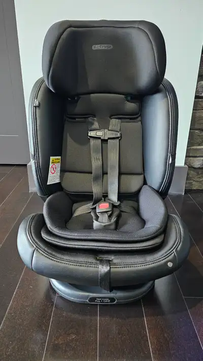 Peg Perego Primo Viaggio All-in-One Car Seat, View more