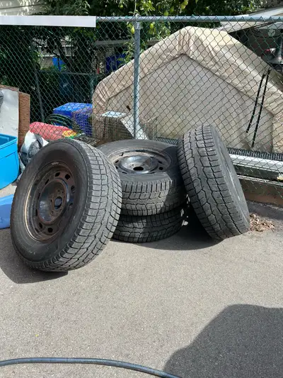 Set of 4 Winter Tires and Rims used for 4 seasons. Were on a 2021 Dodge Ram 1500 Pick Up