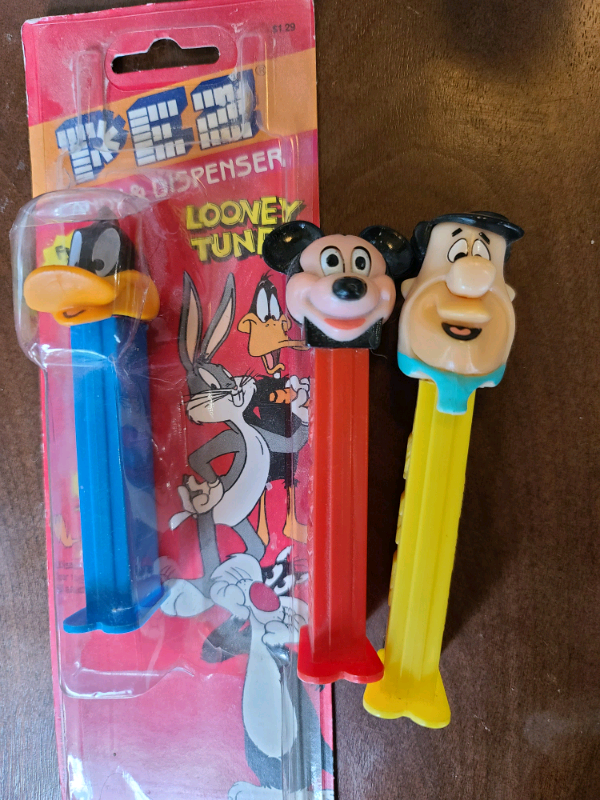 3 1990s Pez dispensers 