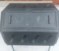 Compost Bin with Rotating Chamber