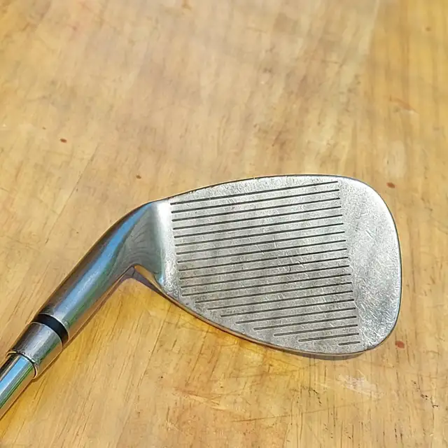 Wilson (Ladies) Tiara Dual Wedge (RH) - $10.00 in Golf in Belleville - Image 3
