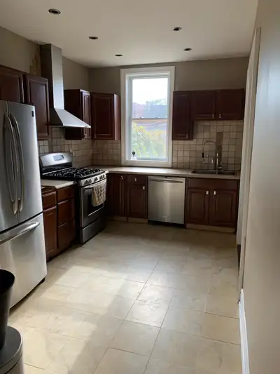 Room (basement) for rent in the Bloor and Dufferin area with shared kitchen and bathroom in very cle...