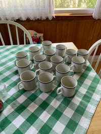 Set of 16 Mugs - new 