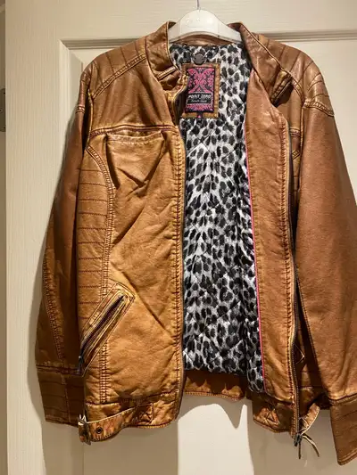 vestes et blazers( 3 articles ), View more