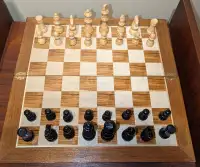 Chess/Reversi set late 1970's early 1980's