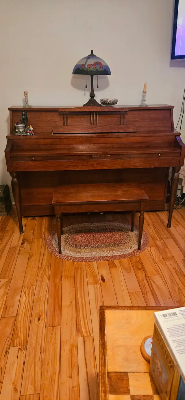 Classy Good Used Appartment Size Piano For Sale