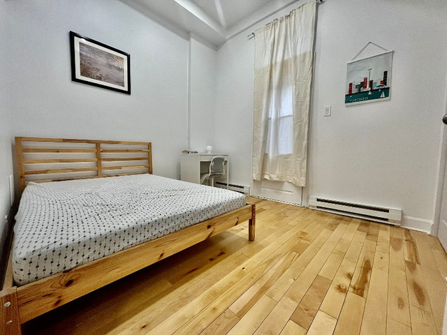3 Bedroom 1 Bathroom Apartment for rent in Short Term Rentals in City of Montréal - Image 4