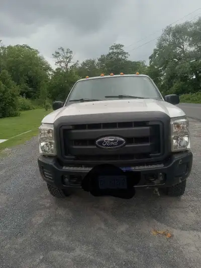 Truck runs and drives great. Low kilometers at 137,000 New brake lines, brakes, battery, tires, and...
