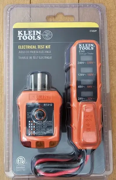 Klein tools electrical test kit. Comes with ET45 AC DC tester. RT210 GFCI plug tester. Both work bat...