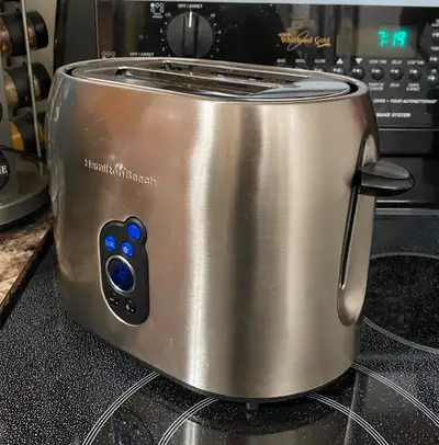 Available if posted. Stainless steel Hamilton Beach digital bagel size 2 slice toaster. Great condit...