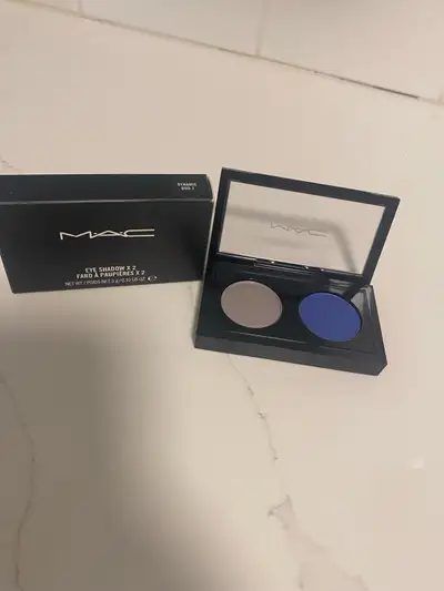 MAC Eyeshadow Duo - Dynamic Duo, View more