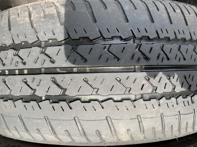 Set of 4 - 15" Steel Rims 185 65 R15 ( like new condition ) in Tires & Rims in City of Halifax - Image 4