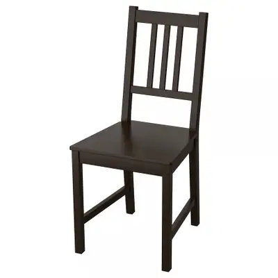 Chaise, modèle STEFAN, achetée à IKEA mais jamais utilisée. Encore dans sa boite d'origine. Je vous...
