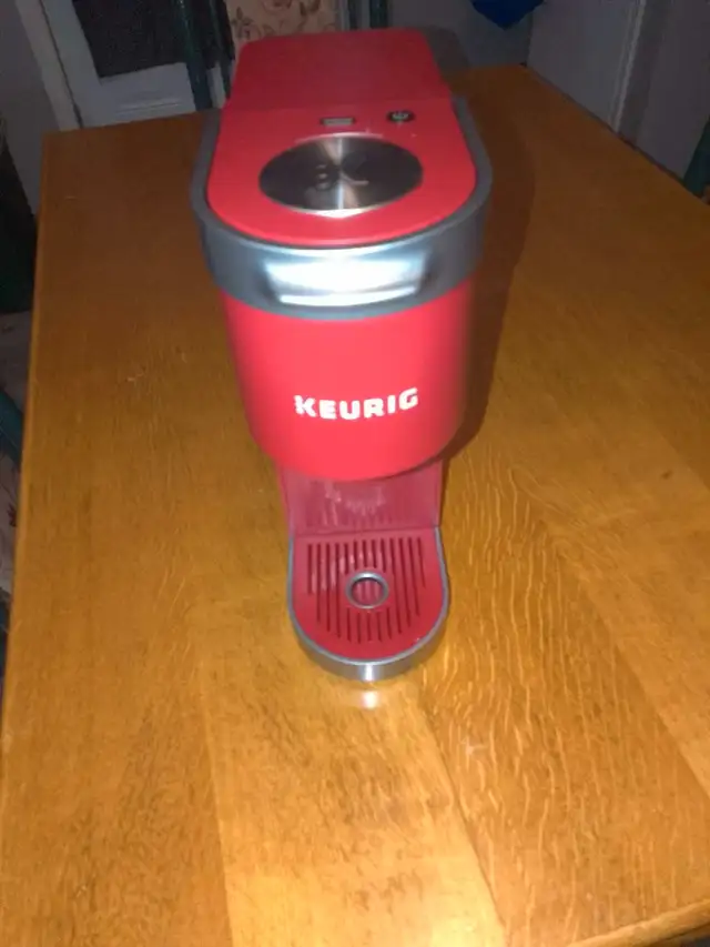 Keurig Mini in Coffee Makers in Cornwall - Image 2