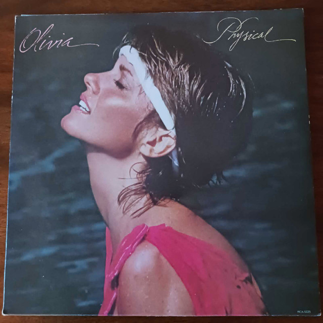 Olivia Newton John-Physical MCA Records California–MCA-5229 1981 in CDs, DVDs & Blu-ray in Hamilton - Image 2
